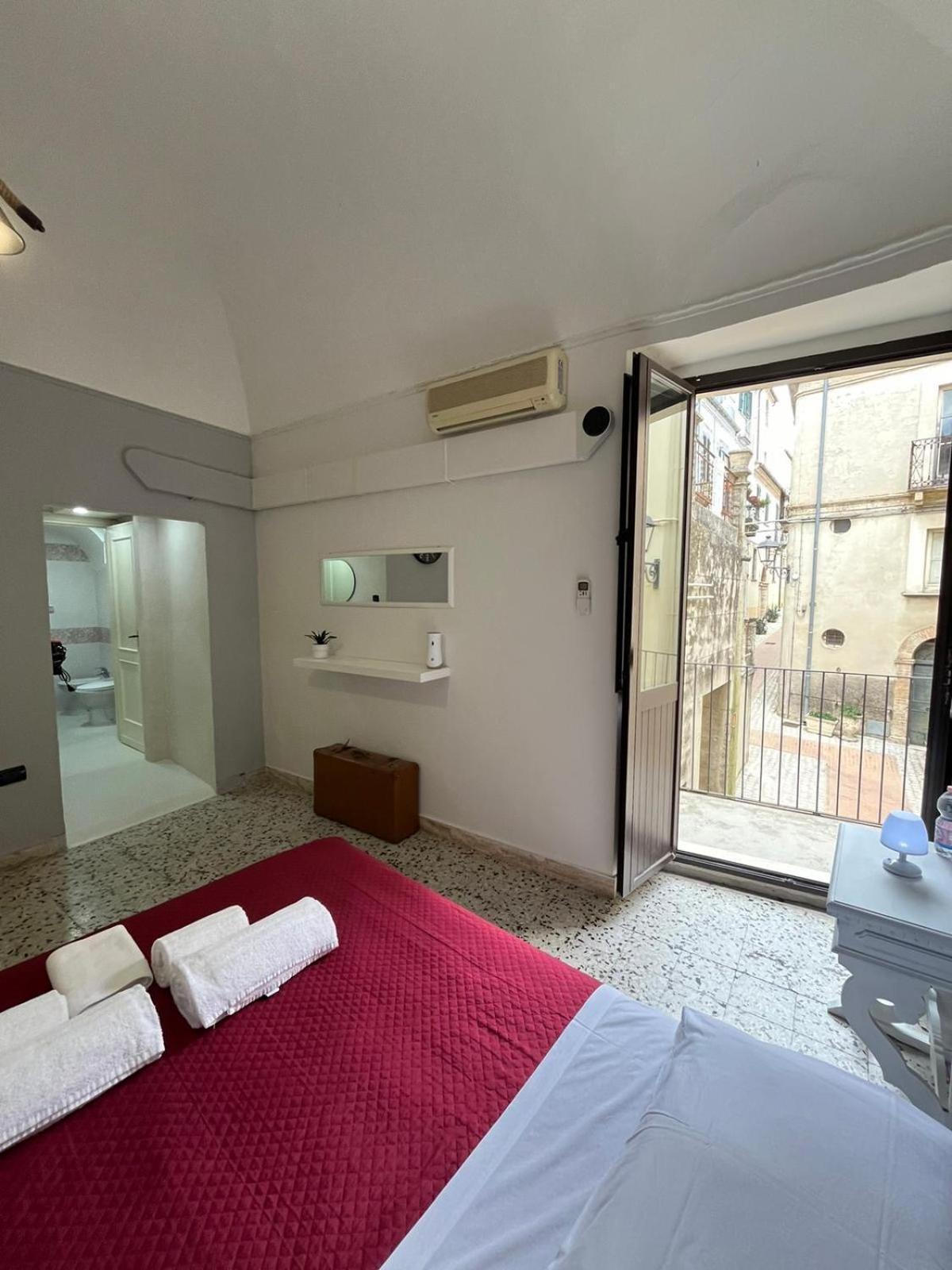 Il Castello Di Atessa Bed and Breakfast Exteriör bild